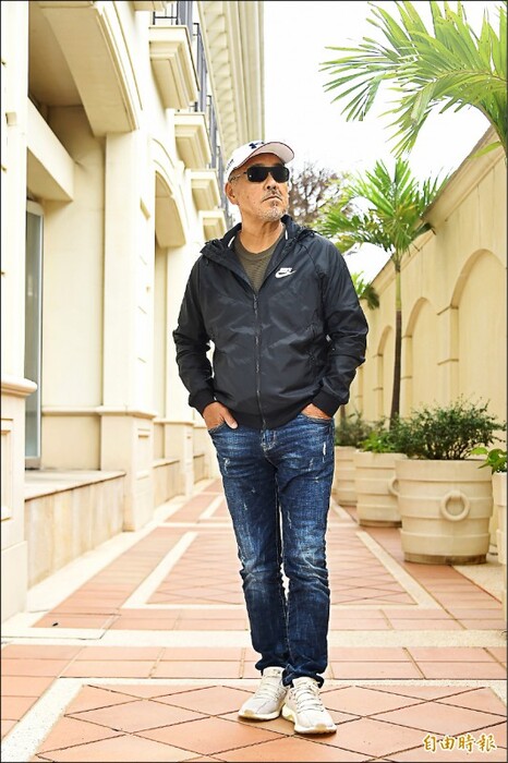 龍天翔從年輕到現在體重一直維持在75公斤左右。（記者胡舜翔攝）(另開新視窗/jpg檔)圖片